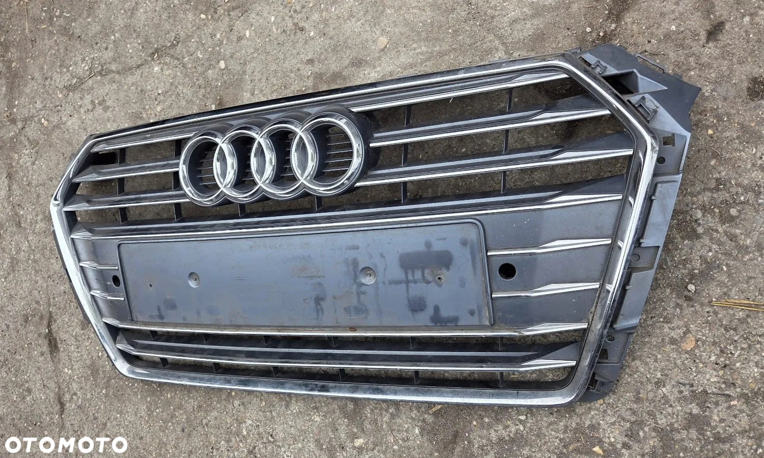 Grill AUDI A4 8W0 B9 Przed lift 8W0853651AB - 3