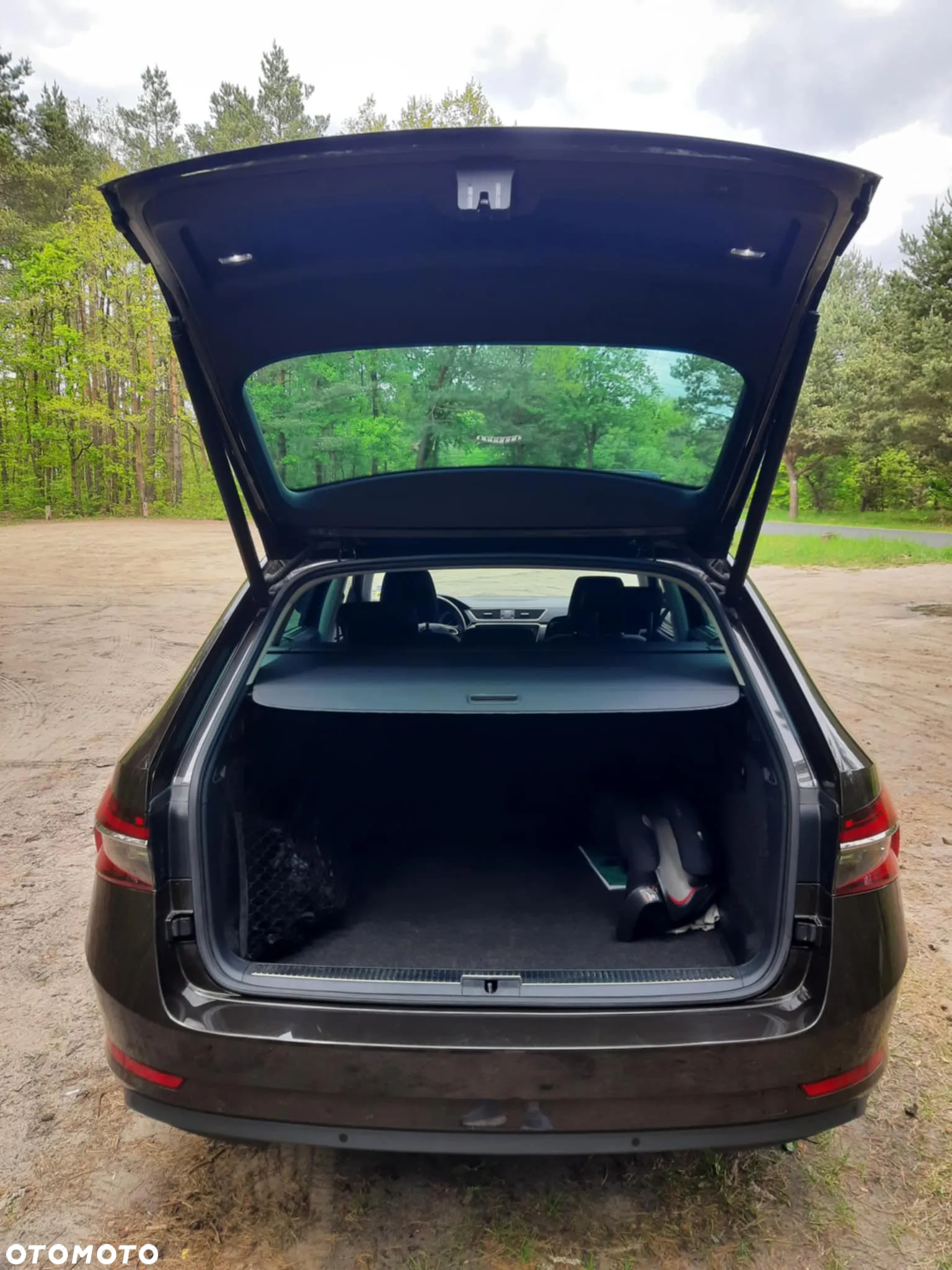 Skoda Superb 2.0 TDI Style DSG - 21