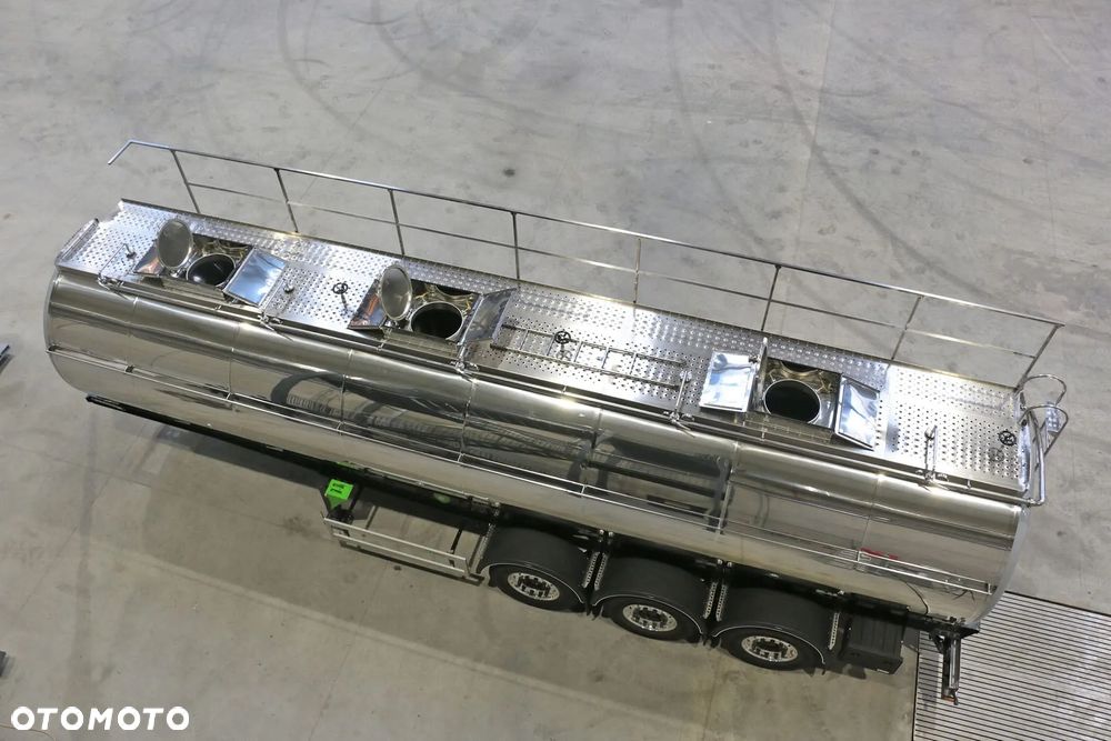 Berger LETINA - Cysterna ATP / MLEKO / OLEJE SPOŻ / WINO - 21