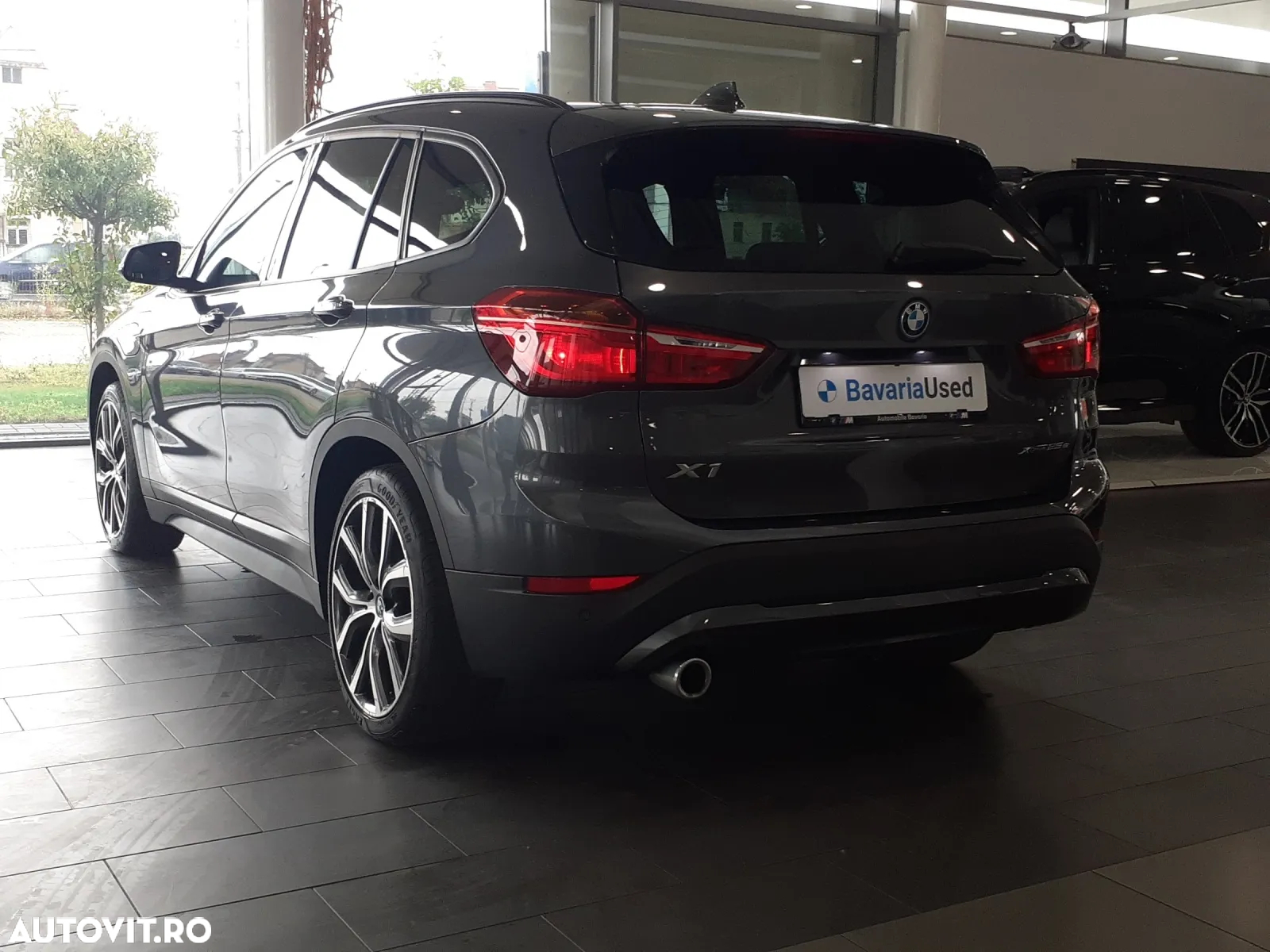BMW X1 xDrive25e Advantage - 4