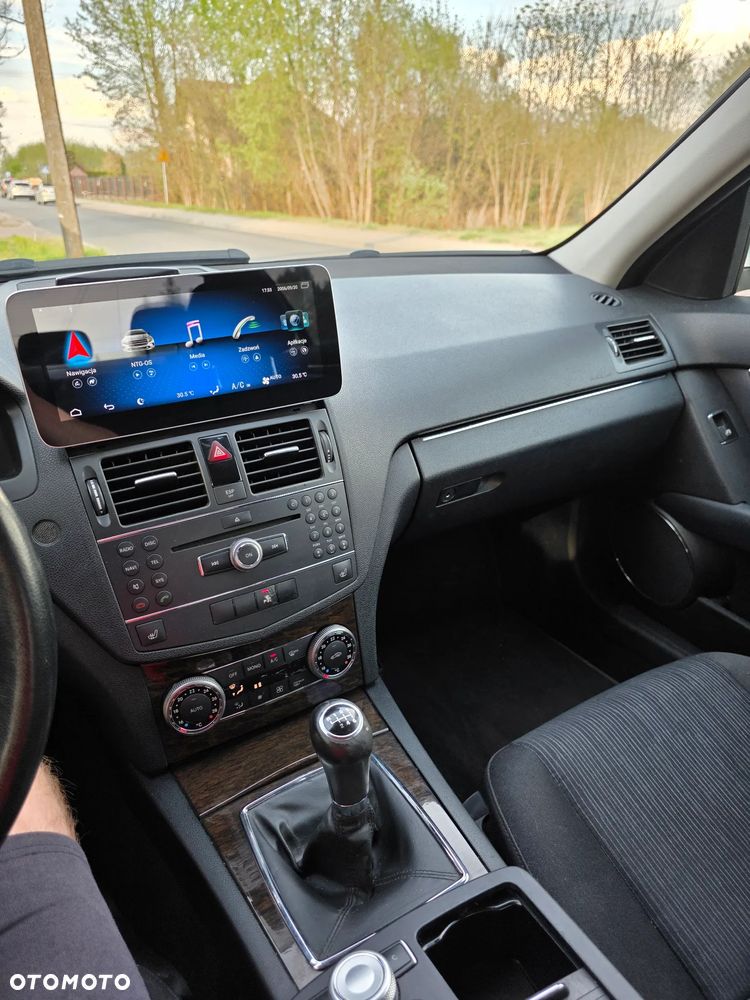 Mercedes-Benz Klasa C 180 Kompressor - 11