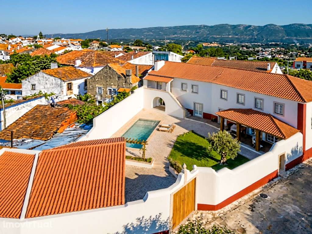 Moradia de Luxo com jardim no centro histórico de Aljubarrota, Alco... - Grande imagem: 3/43