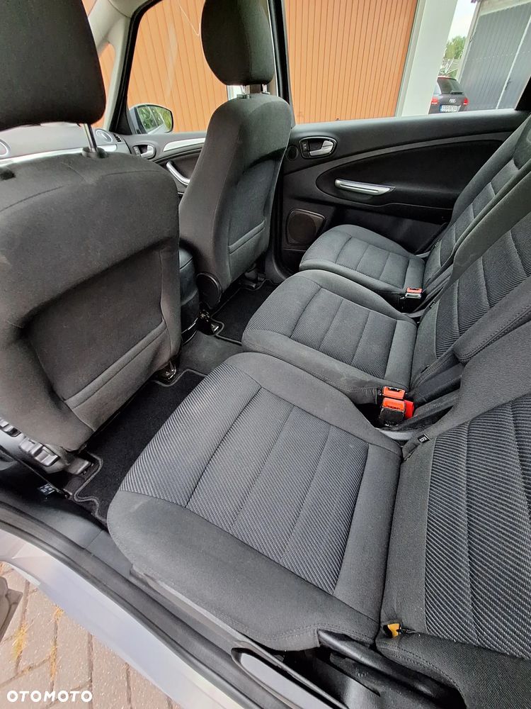 Ford S-Max 2.0 TDCi DPF Titanium - 17