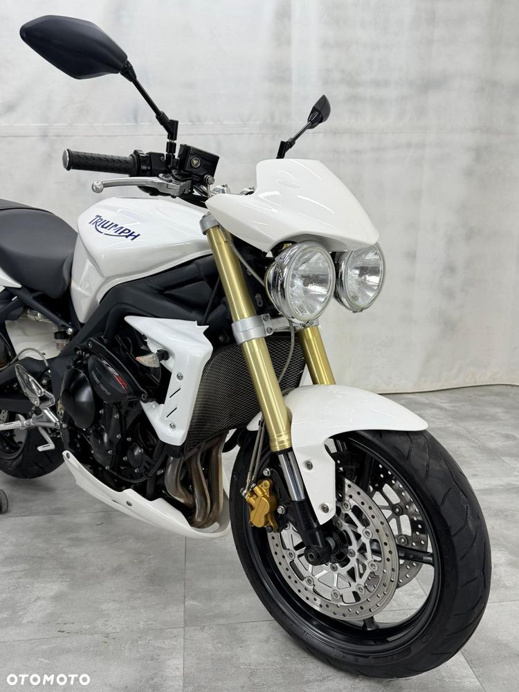 Triumph Street Triple - 3