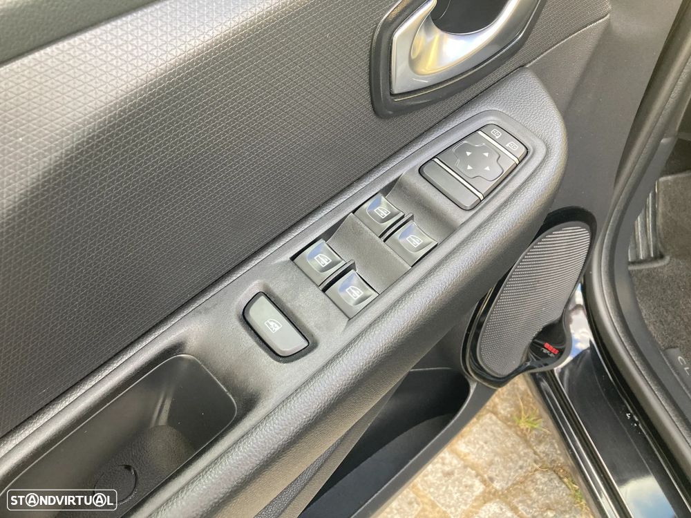 Renault Clio Sport Tourer Energy TCe 90 Start & Stop Dynamique - 23