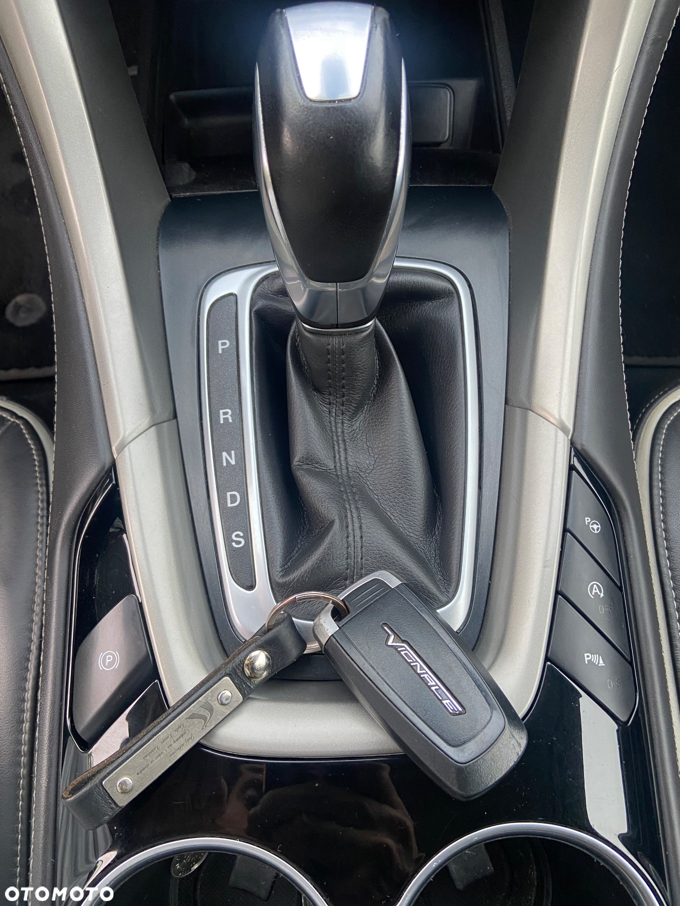 Ford Mondeo Vignale 2.0 TDCi PowerShift - 24