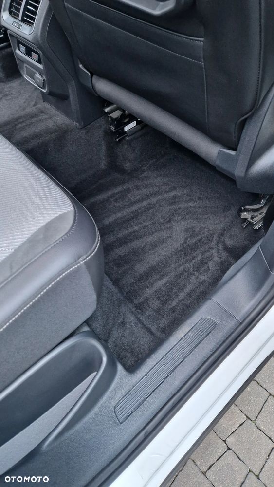 Volkswagen Tiguan 2.0 TDI SCR R-Line - 20