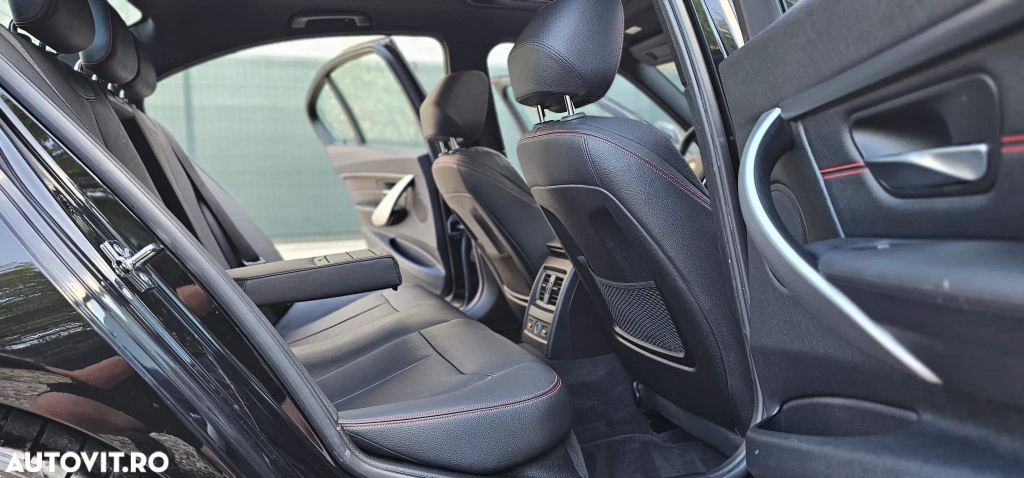 BMW Seria 3 320d Aut. Blue Performance Sport Line - 15