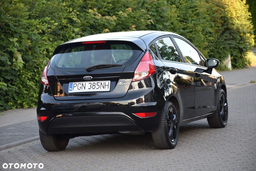 Ford Fiesta 1.25 Celebration - 9
