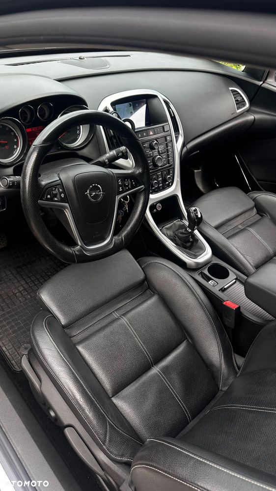 Opel Astra 1.6 T Enjoy - 22