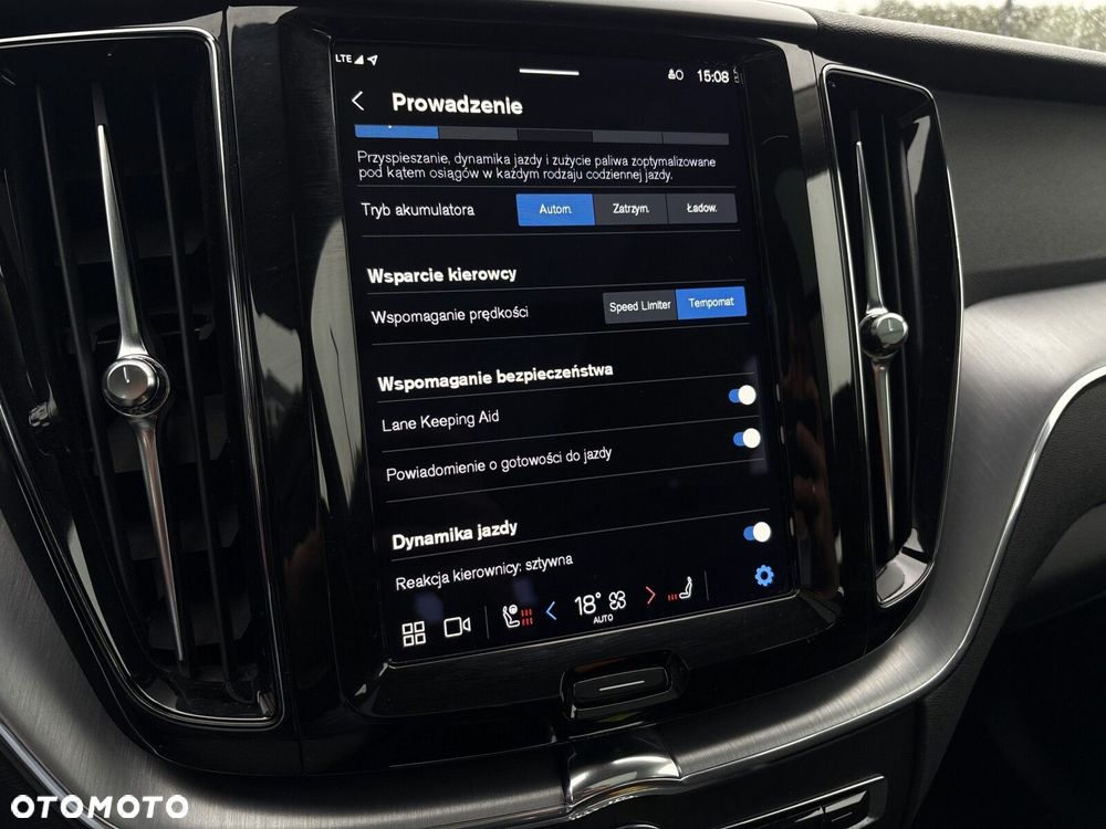 Volvo XC 60 T6 Plug-In Hybrid AWD Inscription - 25