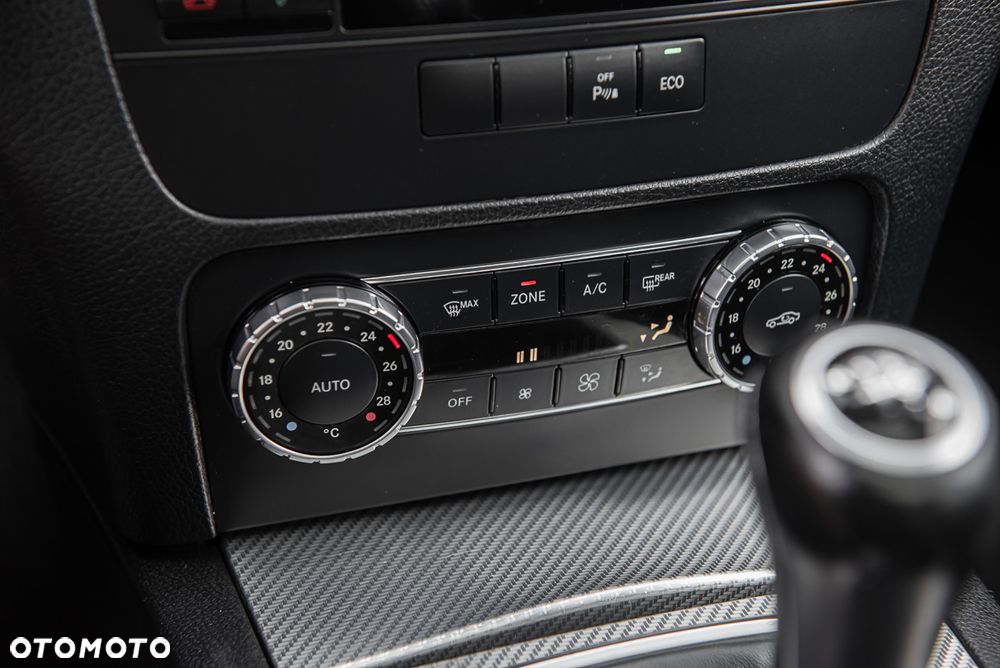 Mercedes-Benz GLK 200 CDI (BlueEFFICIENCY) - 23