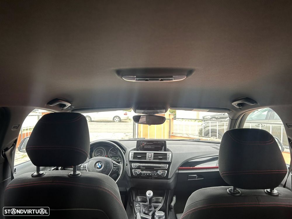 BMW 116 d Sport Line - 41