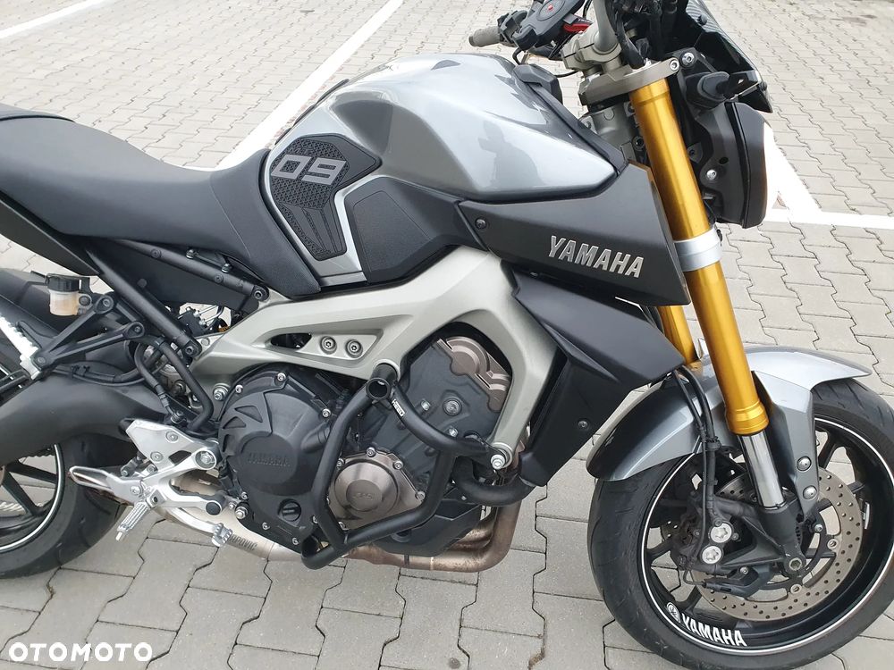 Yamaha MT - 8