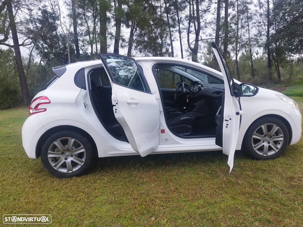 Peugeot 208 e-HDi 68 EGS5 Stop&Start Active - 8