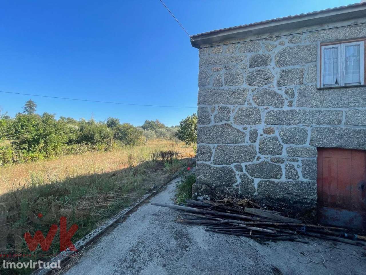 Moradia T3 com terreno, garagem e anexos - Grande imagem: 4/23