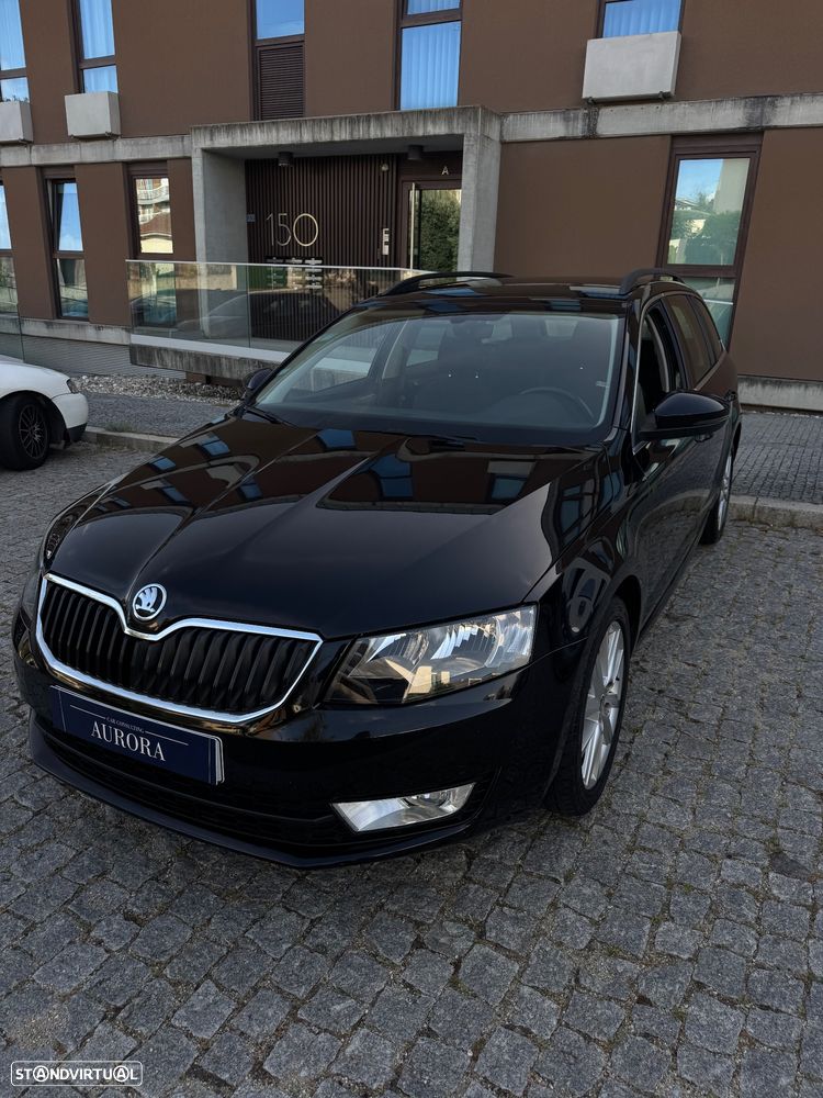 Skoda Octavia Break 1.6 TDi Style DSG - 1