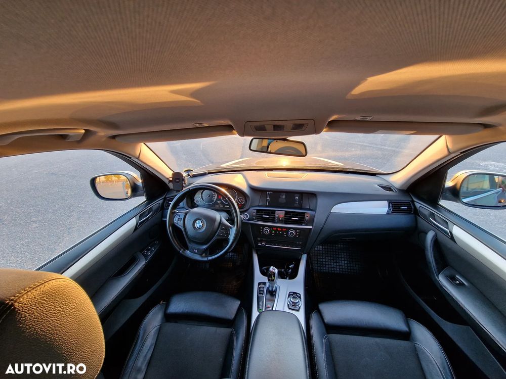 BMW X3 xDrive28i - 16