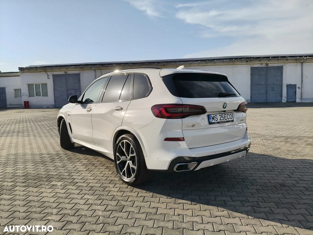 BMW X5 2021 — imagine 7