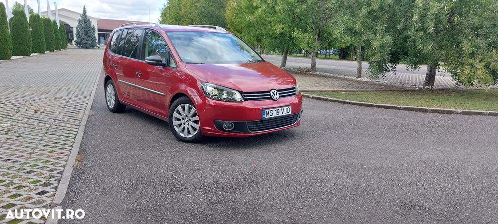 Volkswagen Touran 2.0 TDI DPF DSG Highline - 12