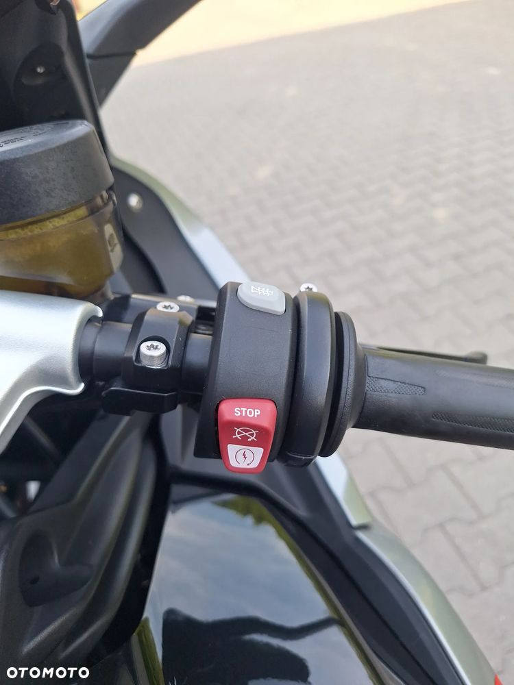 BMW K - 22