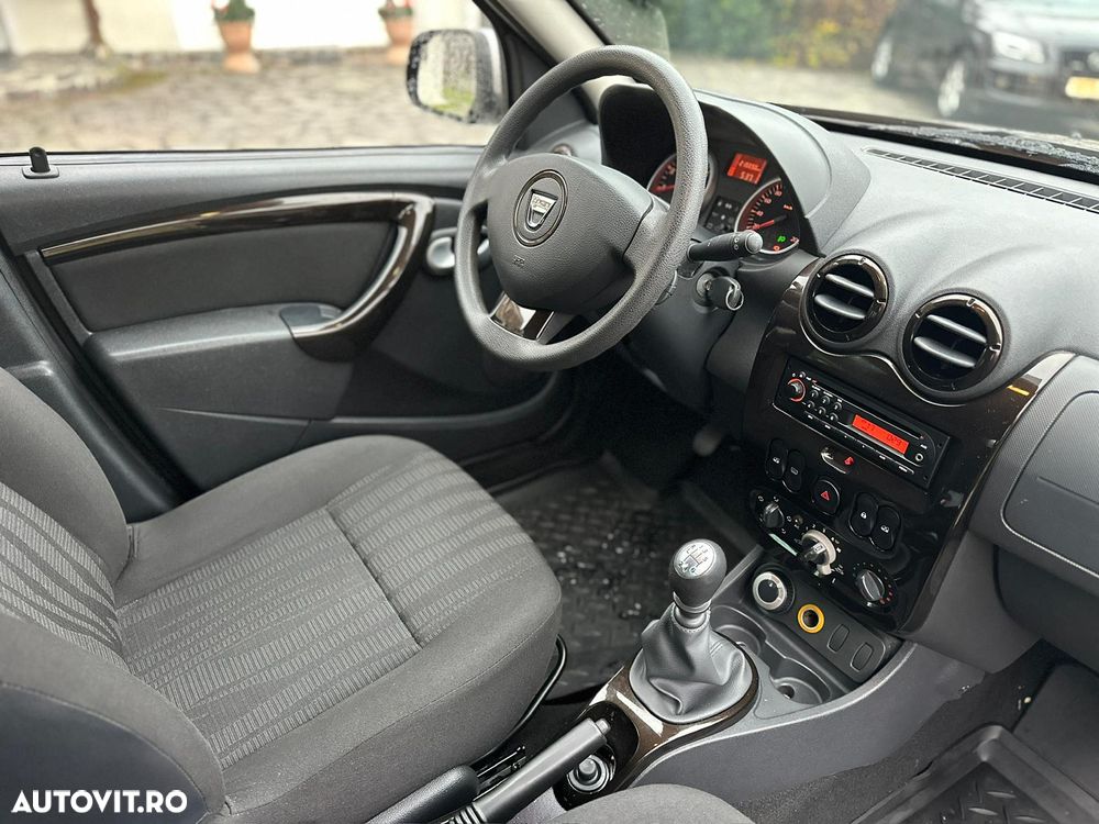 Dacia Duster 1.6 16V 4x4 Ambiance - 5