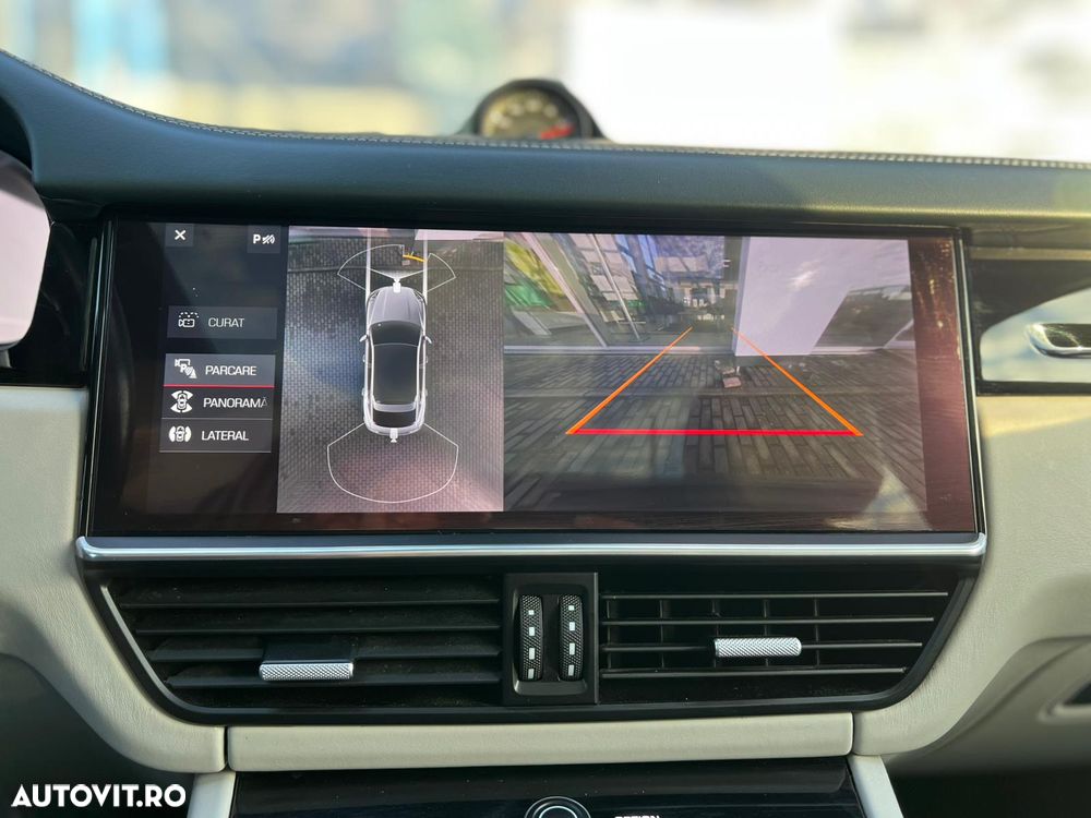 Porsche Cayenne - 15