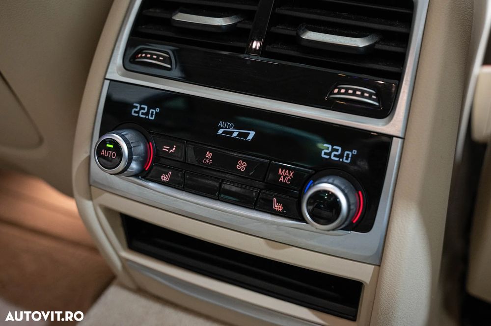BMW Seria 7 730Ld - 37