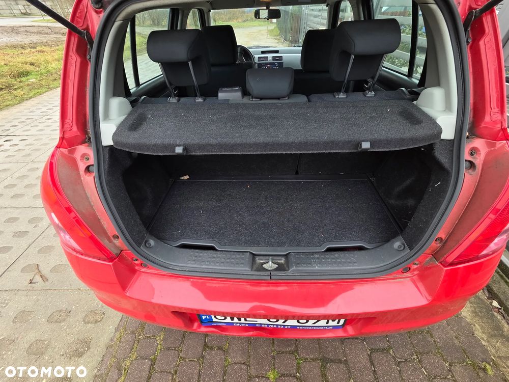 Suzuki Swift 1.3 Sakura - 12