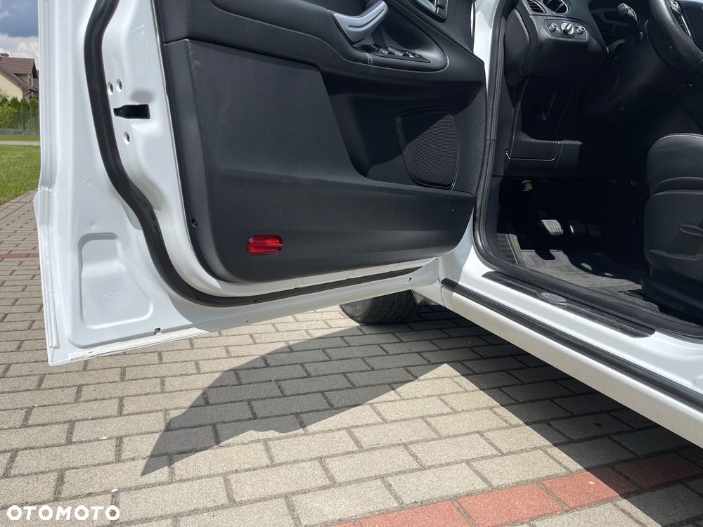 Ford S-Max 2.0 TDCi Titanium - 10