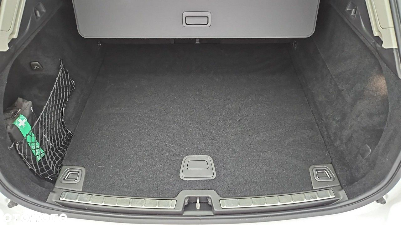 Volvo XC 60 - 24