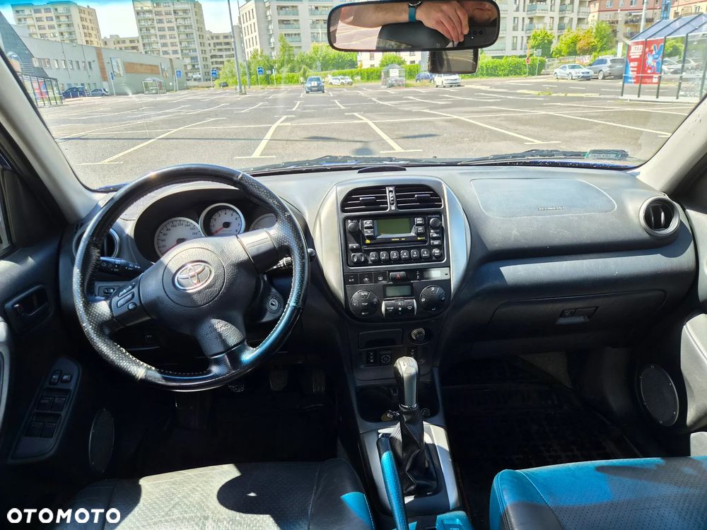 Toyota RAV4 4x4 Sol - 5