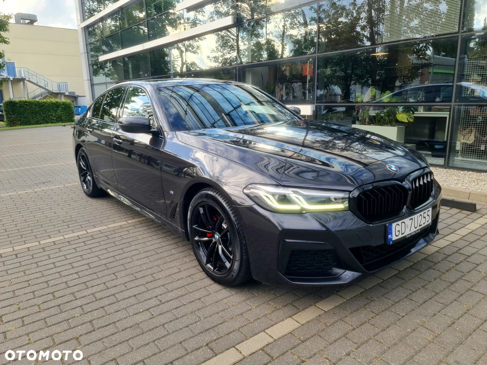BMW Seria 5 520d xDrive M Sport sport - 2