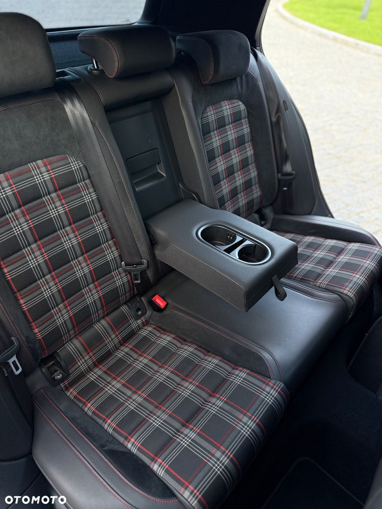 Volkswagen Golf 2.0 TSI BMT GTI Performance DSG - 23