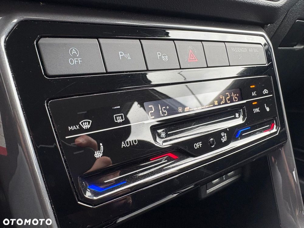 Volkswagen T-Cross - 26