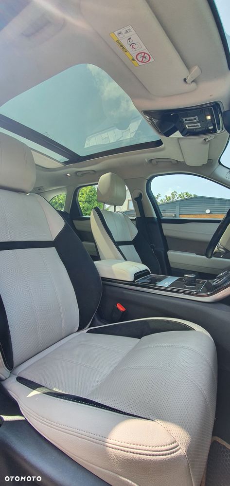 Land Rover Range Rover Velar - 11