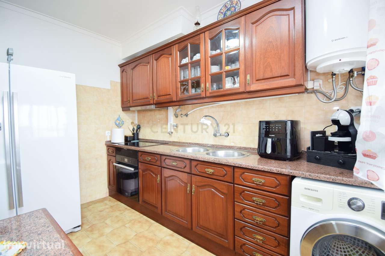 Apartamento T2+1 no Alto do Colaride – Cacém - Grande imagem: 2/25