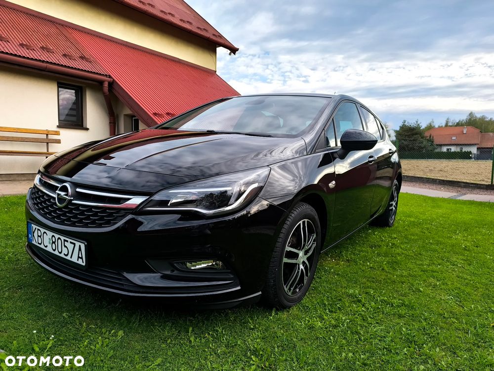 Opel Astra 2017 photo 2