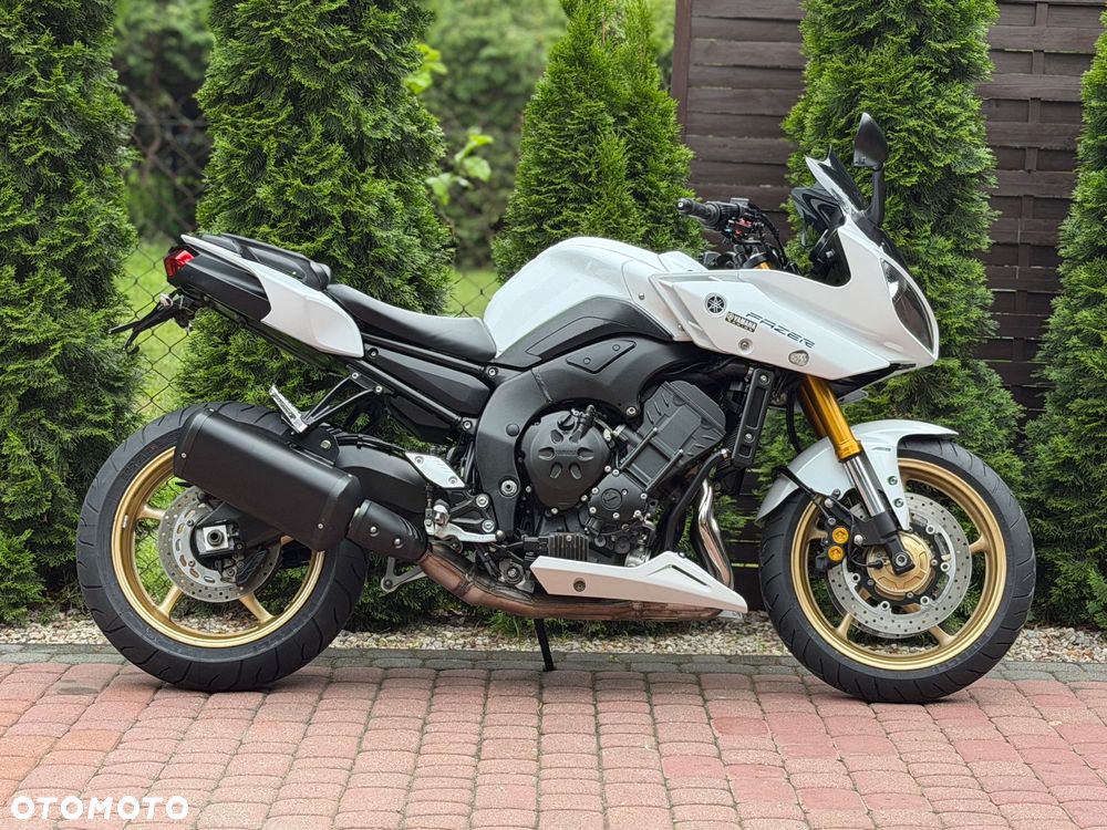 Yamaha FZ8 - 3