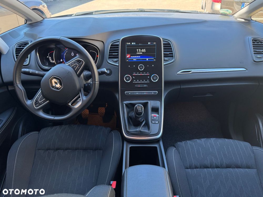 Renault Grand Scenic TCe 140 GPF BLACK EDITION - 15