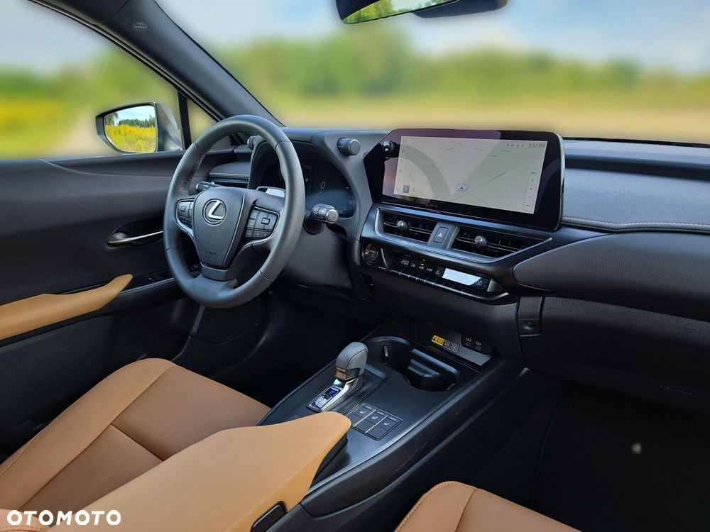Lexus UX - 22
