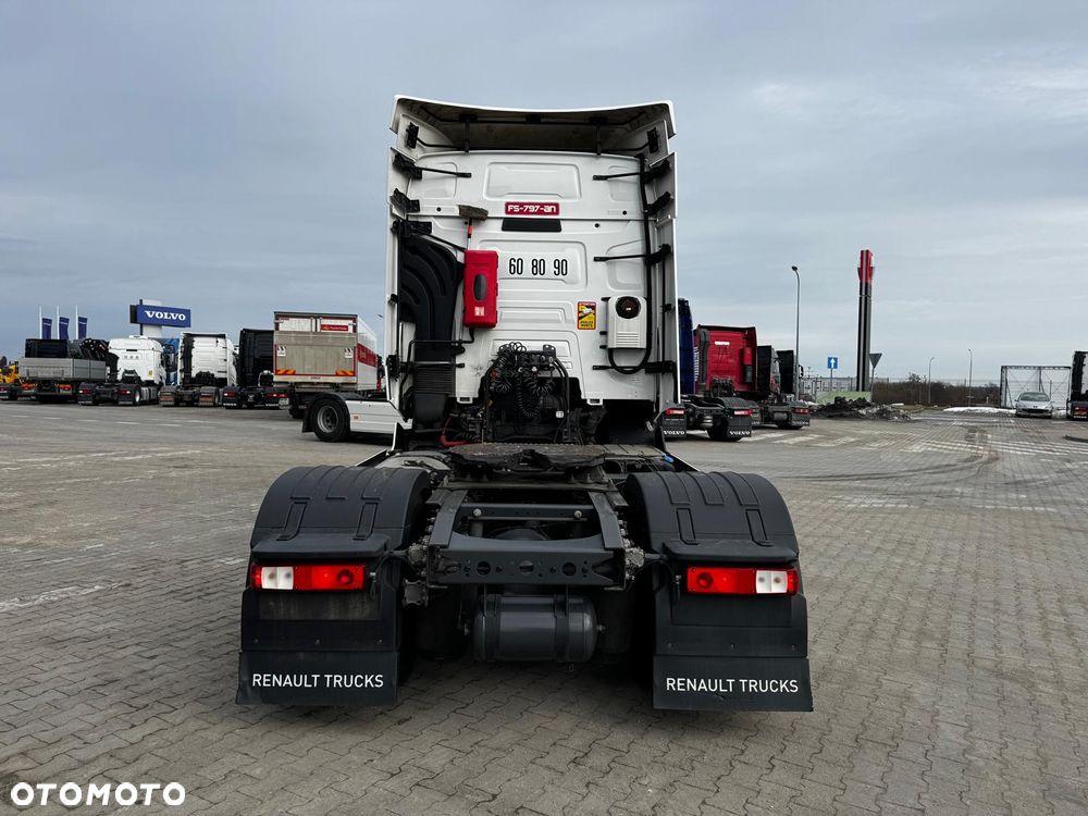 Renault T460 Sleeper Cab - 4