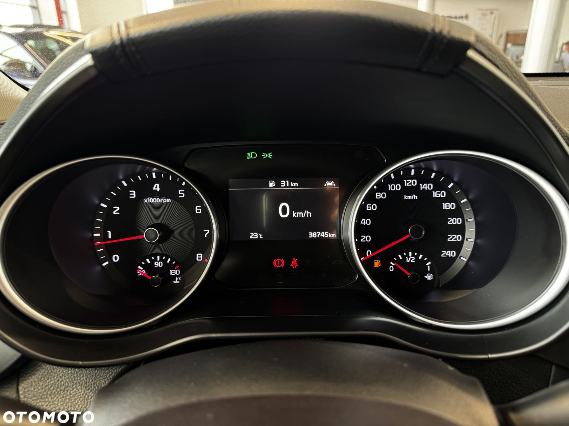 Kia XCeed - 23