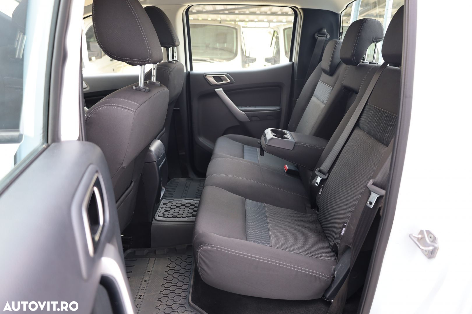 Ford Ranger - 12