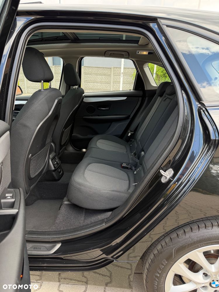 BMW Seria 2 218d Advantage sport - 21