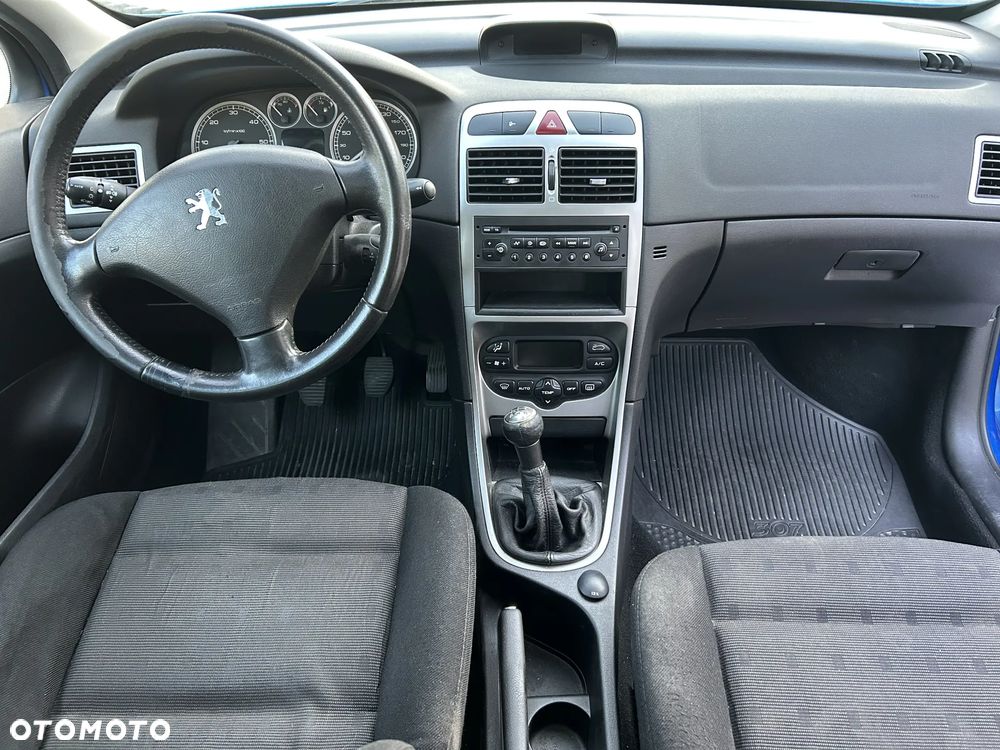 Peugeot 307 - 16