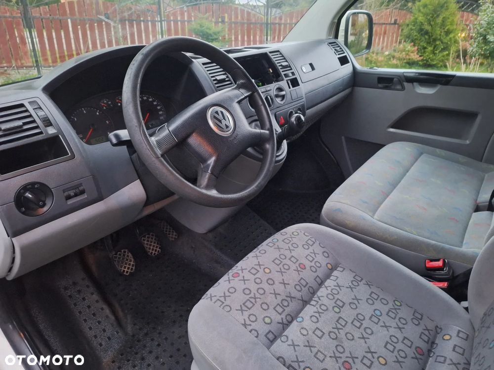 Volkswagen Transporter - 4