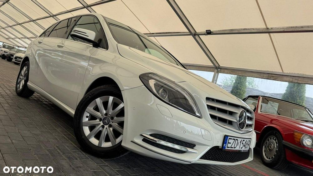 Mercedes-Benz Klasa B 180 BlueEFFICIENCY Edition 1 - 4