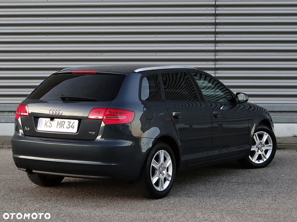 Audi A3 Sportback 1.6 TDI Attraction - 15