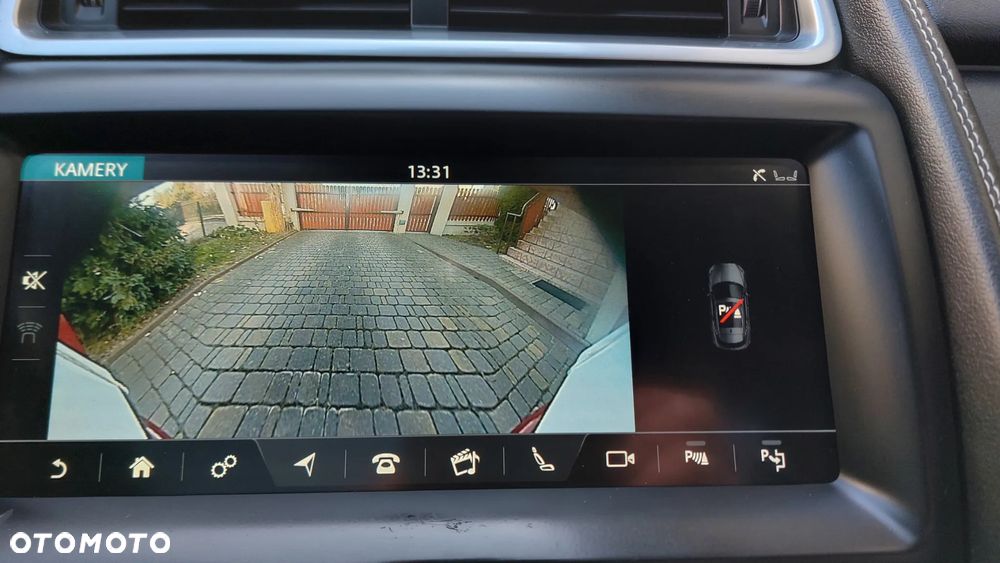 Jaguar E-Pace D150 AWD R-Dynamic S - 27